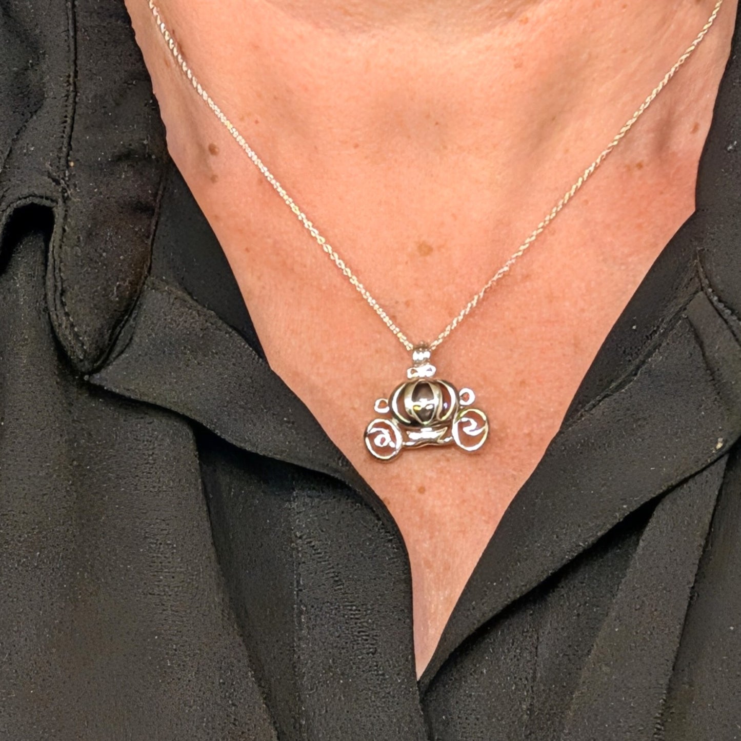 Sterling Silver Cinderella Carriage Tahitian Pearl Pendant Necklace