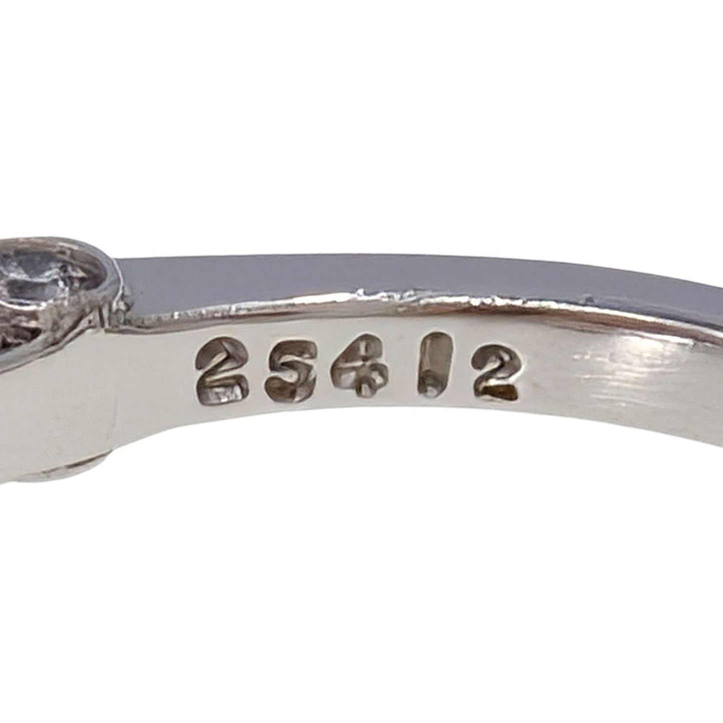 Stardust 18KW Halo Engagement Ring