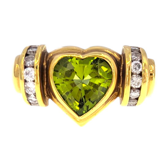 18K Gold Peridot Heart Ring