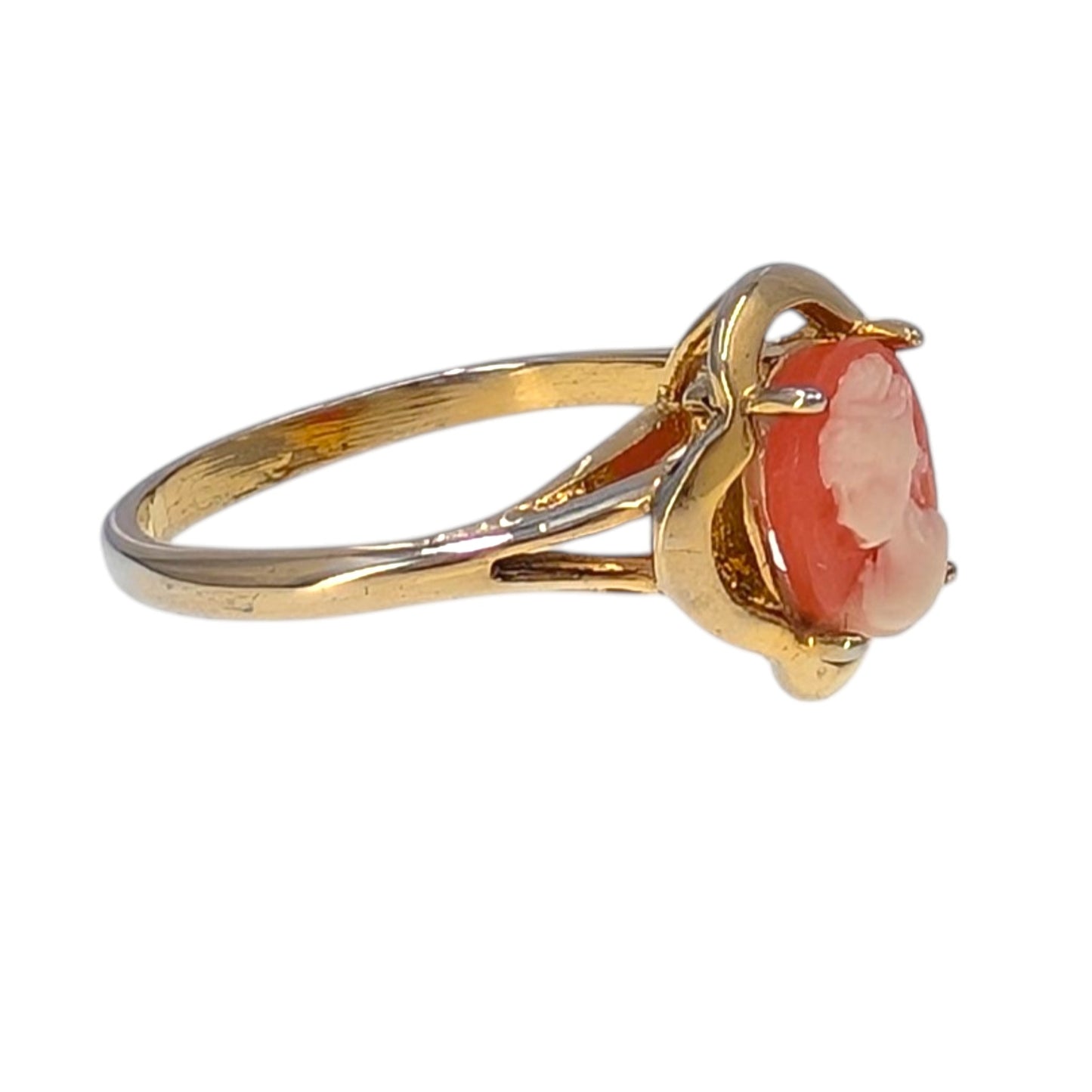 Vintage 18K Gold Cameo Ring